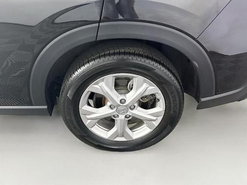 Crystal Black Pearl 2025 Honda HR-V LX