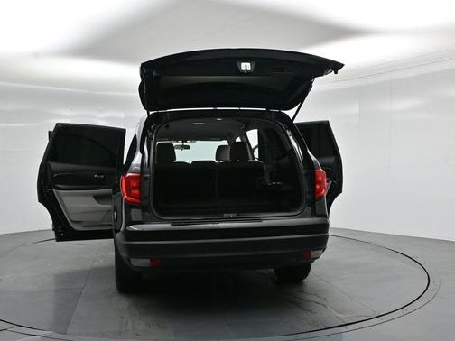 Crystal Black Pearl 2017 Honda Pilot EX-L