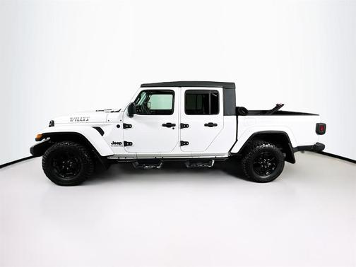 2022 Jeep Gladiator Sport