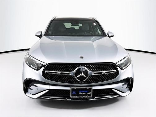 2023 Mercedes-Benz GLC 300 Base 4MATIC