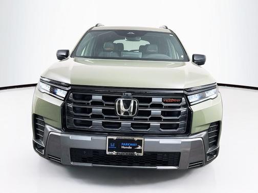 Ash Green 2026 Honda Pilot TrailSport