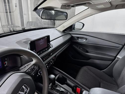 Crystal Black Pearl 2023 Honda Accord EX
