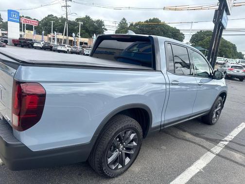 Sonic Gray Pearl 2025 Honda Ridgeline Sport