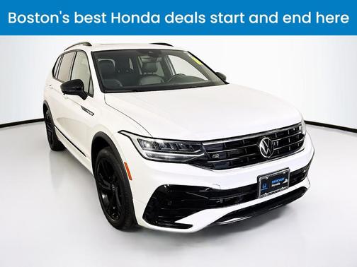 Opal White Pearl Effect 2024 Volkswagen Tiguan 2.0T SE R-Line Black