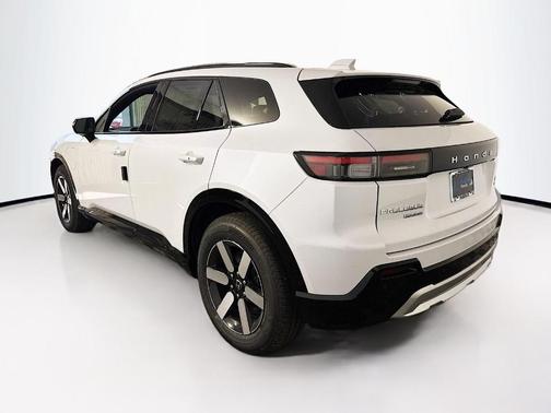 White Pearl 2026 Honda Prologue Touring