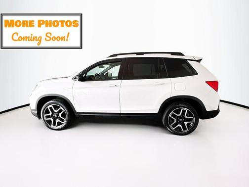 Platinum White Pearl 2023 Honda Passport Elite