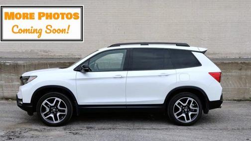 Platinum White Pearl 2023 Honda Passport Elite