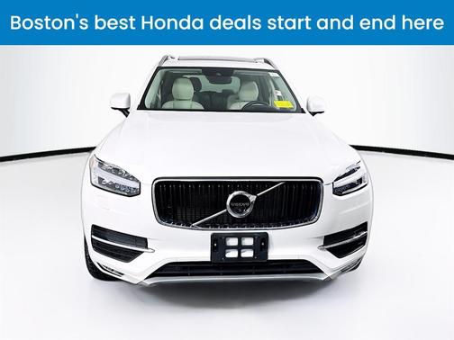 2019 Volvo XC90 T6 Momentum