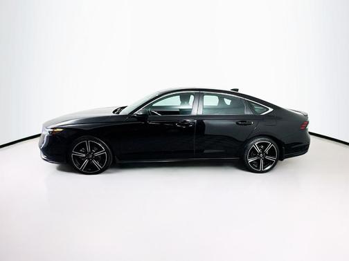 Crystal Black Pearl 2024 Honda Accord Hybrid Sport