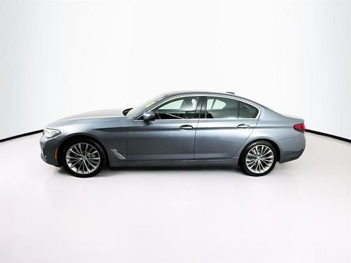 2021 BMW 530 i xDrive