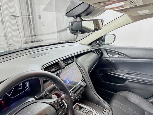 2021 Honda Insight Touring
