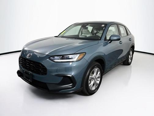 Urban Gray Pearl 2023 Honda HR-V LX