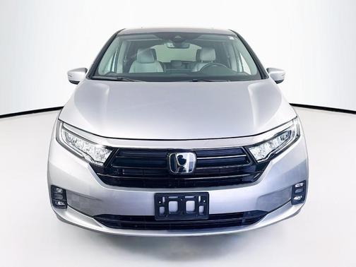 Lunar Silver Metallic 2023 Honda Odyssey EX-L