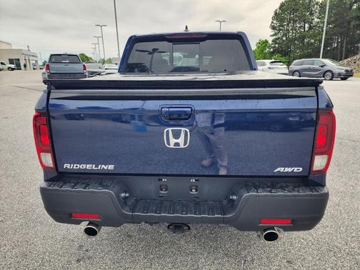 Obsidian Blue Pearl 2023 Honda Ridgeline RTL