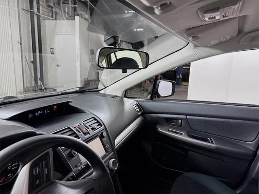 2016 Subaru Impreza 2.0i