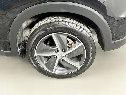 Crystal Black Pearl 2022 Honda HR-V EX