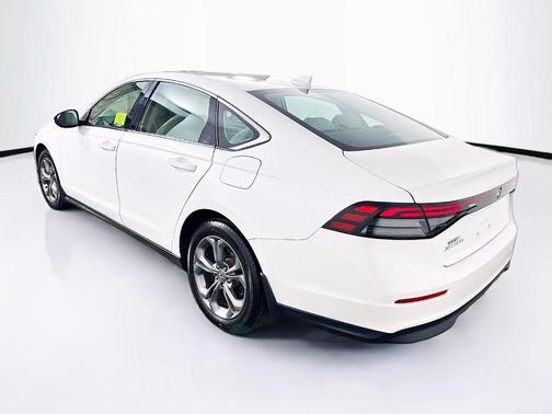 Platinum White Pearl 2023 Honda Accord EX