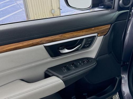 Gunmetal Metallic 2017 Honda CR-V EX-L