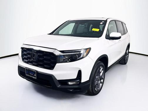Platinum White Pearl 2025 Honda Passport EX-L