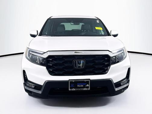 Platinum White Pearl 2025 Honda Passport EX-L