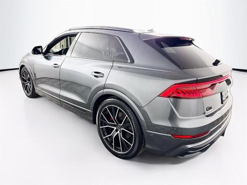 2021 Audi Q8 55 Prestige