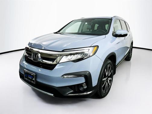 2022 Honda Pilot Touring 7-Passenger