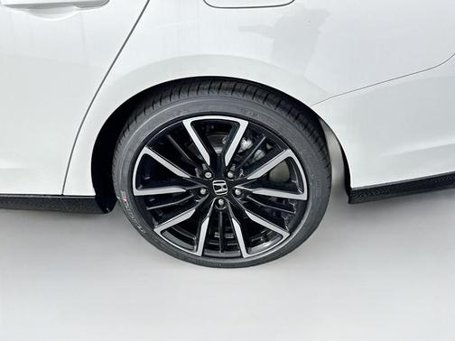 Platinum White Pearl 2023 Honda Accord Hybrid Touring