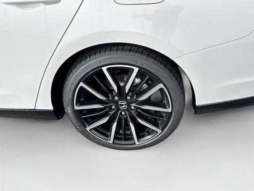 Platinum White Pearl 2023 Honda Accord Hybrid Touring