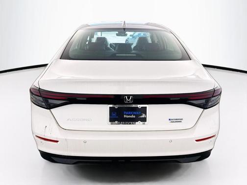 Platinum White Pearl 2023 Honda Accord Hybrid Touring
