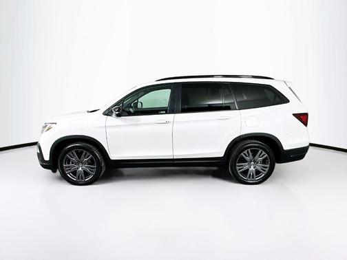 Platinum White Pearl 2023 Honda Pilot Sport