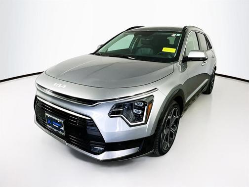 2023 Kia Niro SX Touring