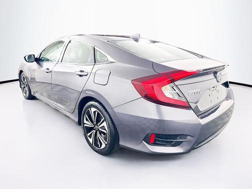 Polished Metal Metallic 2019 Honda Civic EX-L