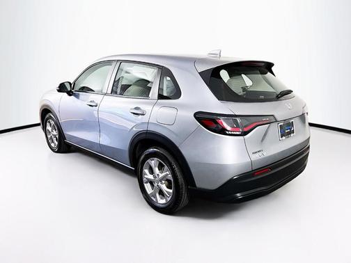 Lunar Silver Metallic 2024 Honda HR-V LX