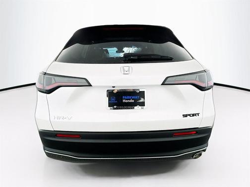 2025 Honda HR-V LX