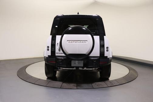 Borasco Grey Metallic 2026 Land Rover Defender P300 S