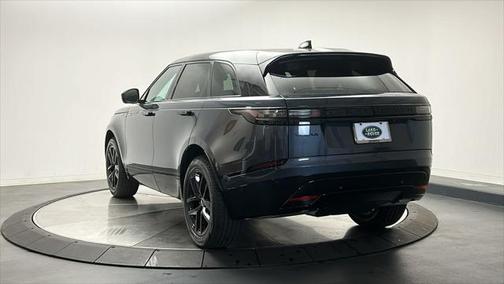 2026 Land Rover Range Rover Velar P250 SE R-Dynamic