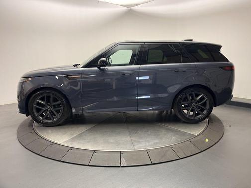 2024 Land Rover Range Rover Sport SE