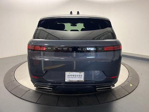 2024 Land Rover Range Rover Sport SE