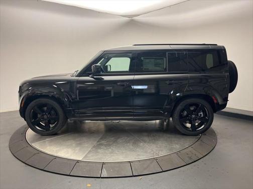 2025 Land Rover Defender 110 P400 X-Dynamic SE