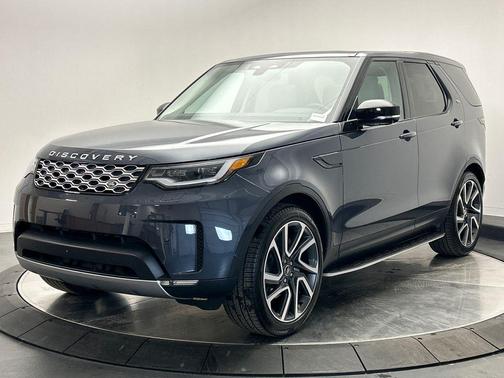 2025 Land Rover Discovery P300 S
