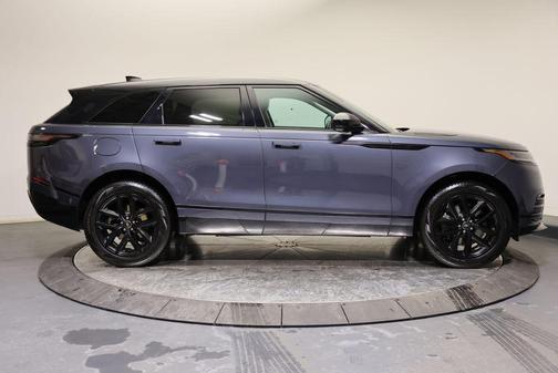 2025 Land Rover Range Rover Velar P400 Dynamic SE