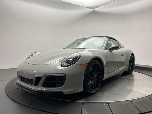 2019 Porsche 911 Targa 4S