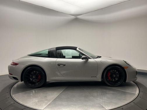 2019 Porsche 911 Targa 4S