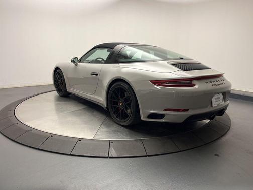 2019 Porsche 911 Targa 4S