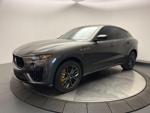 2022 Maserati Levante Modena