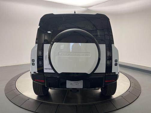 2026 Land Rover Defender S