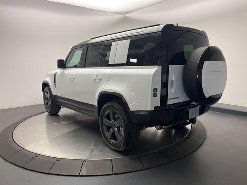 2026 Land Rover Defender S