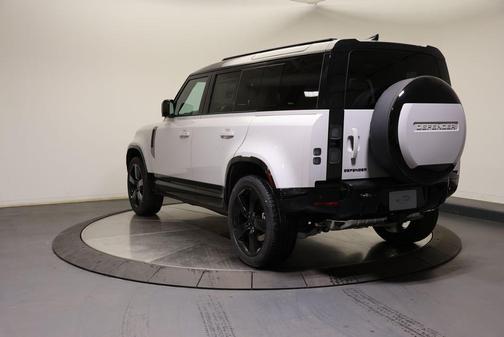 2026 Land Rover Defender P400 X-Dynamic SE