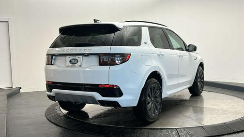 2025 Land Rover Discovery Sport S