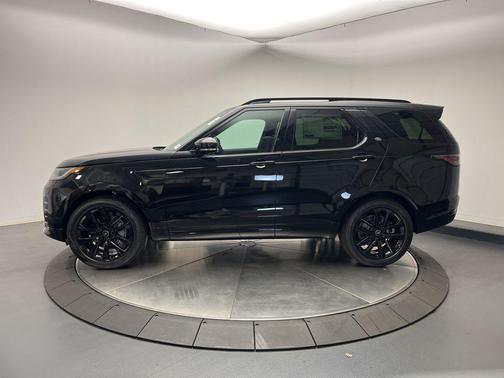 2026 Land Rover Discovery Dynamic SE